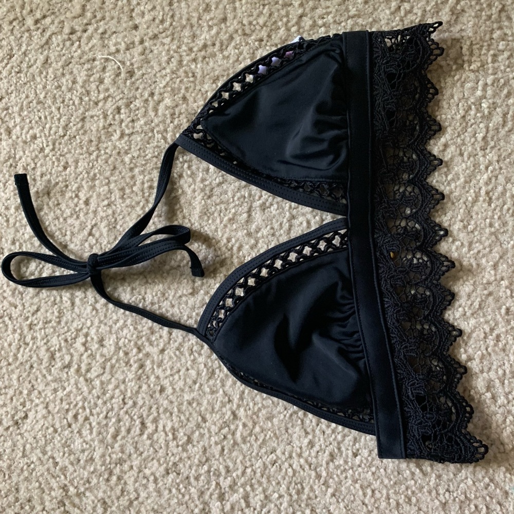 Bikini top